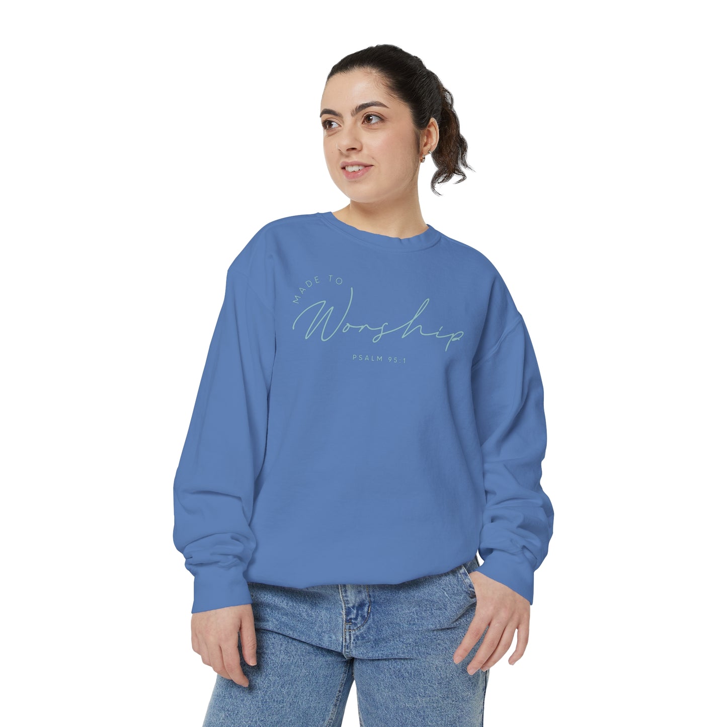 Made to Worship- Women’s Comfy Sweatshirt